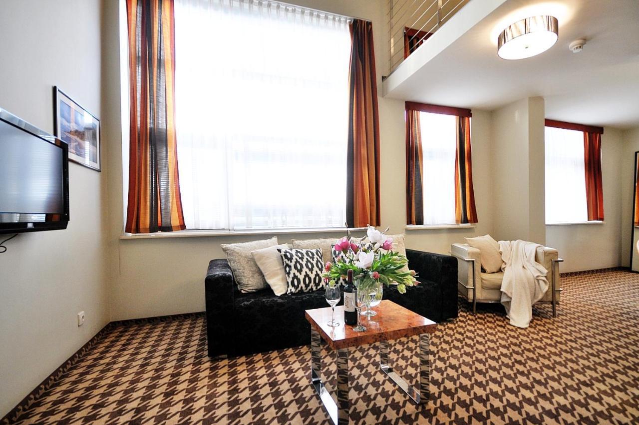 423 W Royal Tulip Sand 200 M Plaza Dobruk Apartamenty 코워브제크 외부 사진
