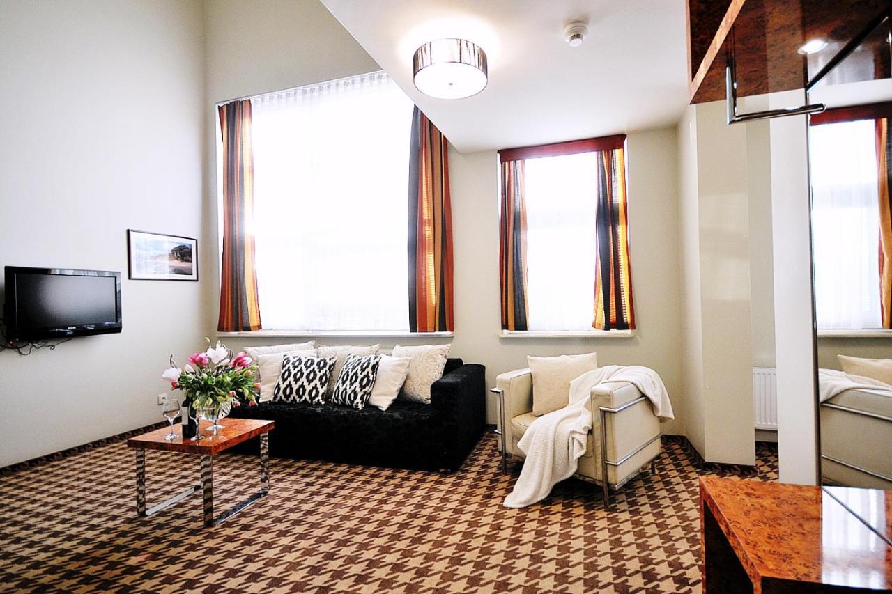 423 W Royal Tulip Sand 200 M Plaza Dobruk Apartamenty 코워브제크 외부 사진